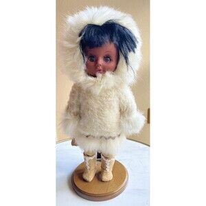 Vintage Inuit Doll Native American Eskimo Fur‎ Hooded Parka Sleeping Eyes 11"